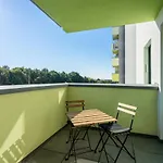 Vienna City And Spa - Modern Apartments Next To Therme Wien & 15 Minutes To The City Center