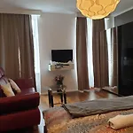 Deluxe Apartment 5P Mm A