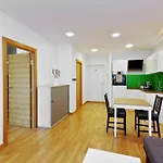 Schoenbrunn Luxury Apartment