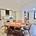 Charming Attic Apartment Near Messe Wien And Center