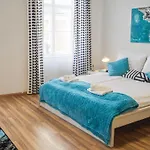 Gorgeous 2Br - Spacious & Suitable For Everyone