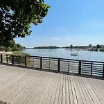 Modern Danube Apartment Vienna