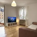Balcony Oasis Operastreet