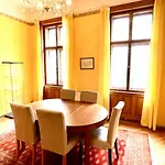 King Apartments | Contactless Check-In