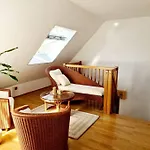 Luxury 4 Bedroom Roof Apt With 3 Balconies & View