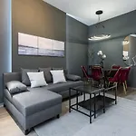 Newley Renovated Apartment Next To Hannovermarkt