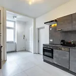 Newley Renovated Apartment Next To Hannovermarkt