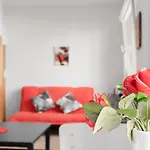 Modern 1Br Apartment - Great For Longstays