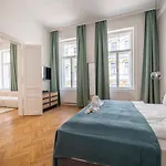 Premium Suite In Erstklassiger Lage I Levestate