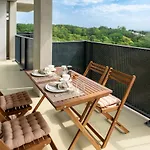 Gruen & Urban - Direkt An Der Therme - 15 Minuten Ins Zentrum
