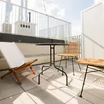 Orestaliving - Penthouse With Private Terrace