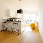 Orestaliving - Penthouse With Private Terrace