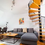 Cozy Maisonette Ottakring by ichbucheAT