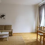 Central Living Apartments - Schoenbrunn