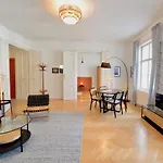 Beautiful Flat Next To Karlskirche