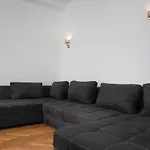 Superb 7Br Apt For 22 People Near Hauptbahnhof