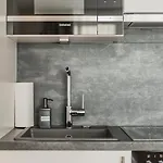 Arbio I Liv\'S Place Lux Apartments