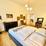 Vintage Design Apartments