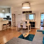 Nd Exquisites Wundervolles Ruhiges Terrassenapartment Mit Garage