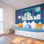 Room 4 Art Apartments Nr.3 In Vienna Center