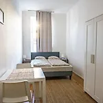 Vienna City Apartments Angeligasse