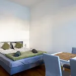 Vienna City Apartments Angeligasse