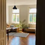 Charming Viennese Appartment