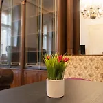 Large 4Br Apt Near Karlsplatz Ideal For Big Groups