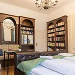 Large 4Br Apt Near Karlsplatz Ideal For Big Groups