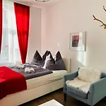 Holiday & Business Apartments 1150 Vienna