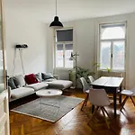 Charming Viennese Appartment