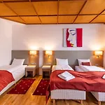 Hallo Vienna Suite Apartment Nr 9