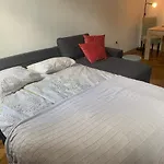 Homelike City Apartment