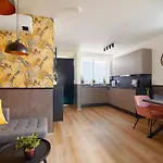 Mh Apartments