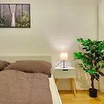 80 M2 - Terrace - Free Parking
