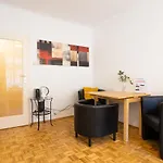 Central Living - Stephansdom Apartments