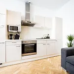 Comfortable, Balcony Apartment - Quick Access To Vienna\'S Old Centre