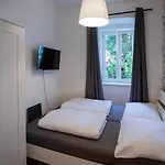 Urban House Apartments