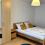 Modern Flat Incl Parking, Near Metro U1
