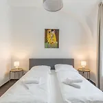Free Parking I 458 Mbitwifi I Kingsize Bed