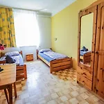 Economic 2Sb Apartment In Lively Area
