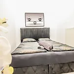 XX Family Apartment In Praterstern Area Dw3