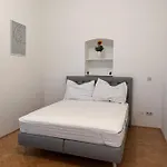 Alpa 2 Zimmer Wohnung In Wien Rochusmarkt