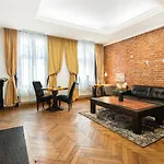Castello Apartments