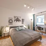 Modern City Center Apartment