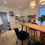 Der Salon Hostel