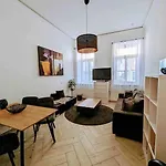 Luxury Cityapartment 2