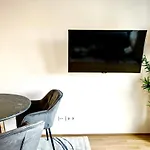 Meraki Apartment