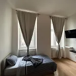 City Elegance Central Gem With Free Parking And Fast Internet 250 Mbits