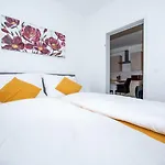 Lipi Apartment